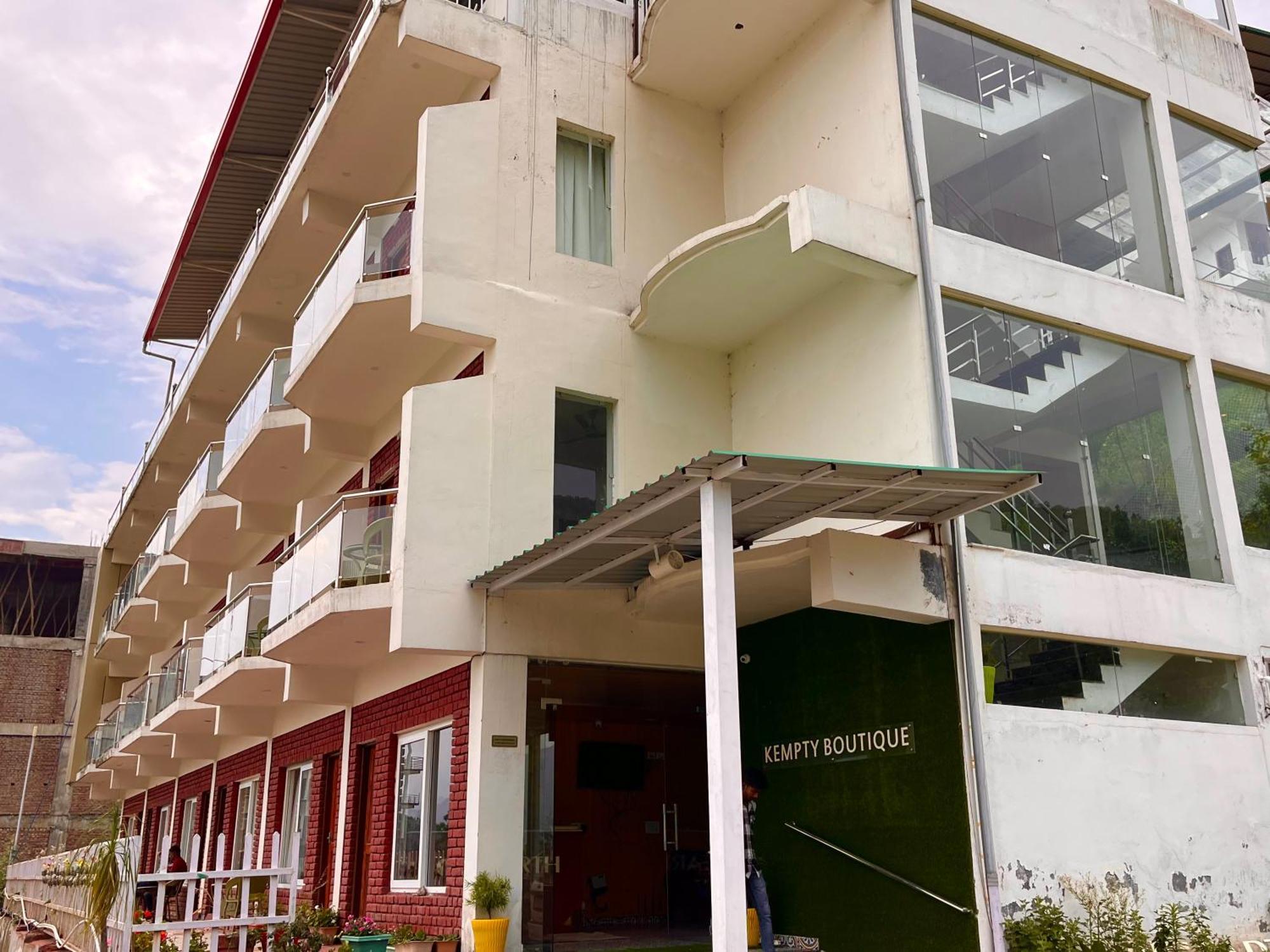 The Kempty Osasis - A Boutique Resort With Scenic Mountain View In Masuri Exterior foto